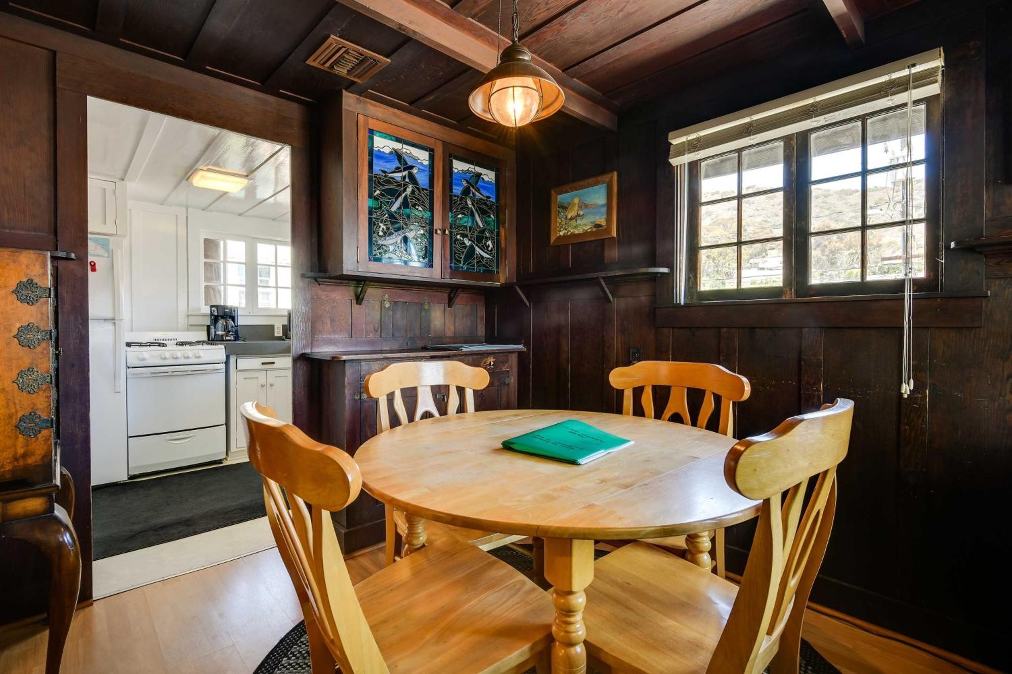 Charming Catalina Gem With Deck Walk To The Beach! Avalon Esterno foto